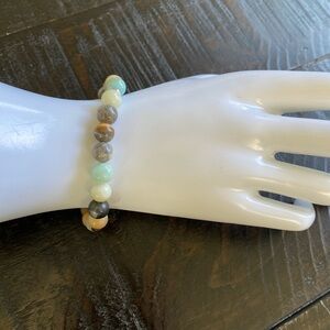 Multi-Tone Beaded Stretch Bracelet - Pastel Green & Neutral Tones